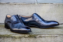 LIGHT GREY OXFORD STYLE SHOES