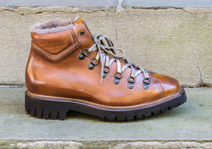 SHEARLING LINED HIKING STYLE BOOTS